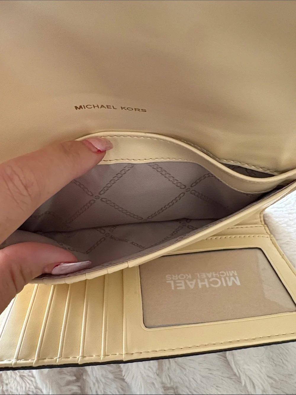 Michael Kors Beige Leather Clutch Wallet